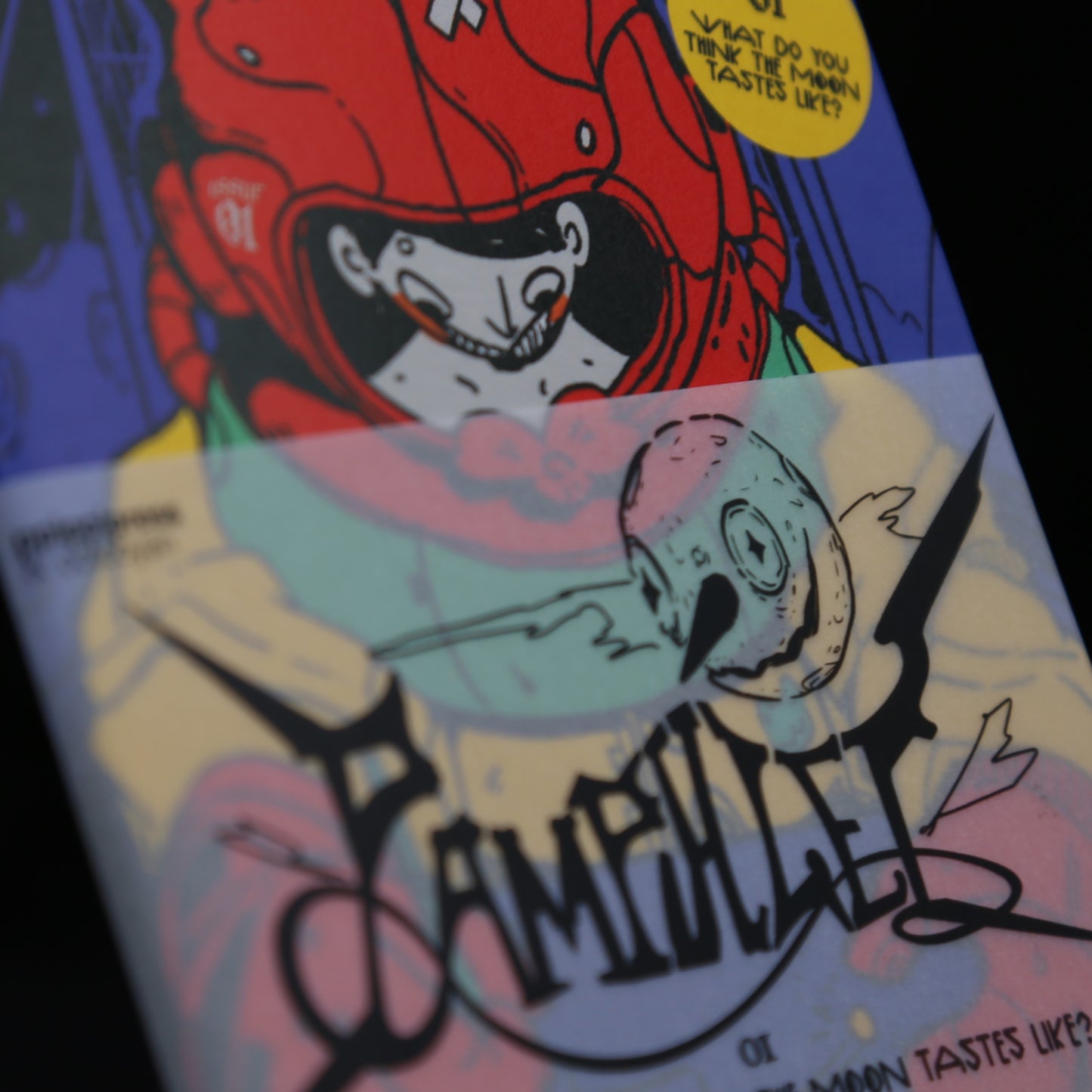 PAMPHLET 01 - What does the moon taste like?