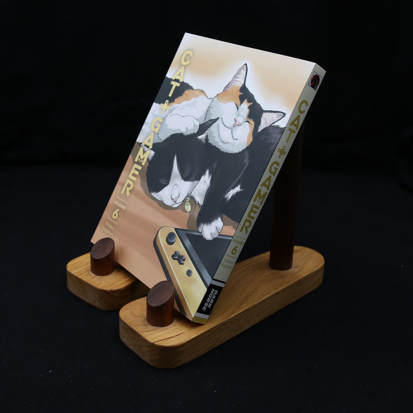 Cat + Gamer Volume 6 by Wataru Nadatani