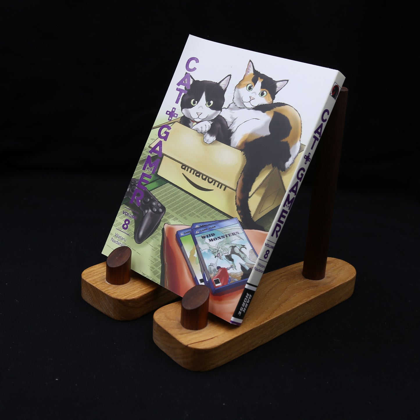 Cat + Gamer Volume 8 by Wataru Nadatani